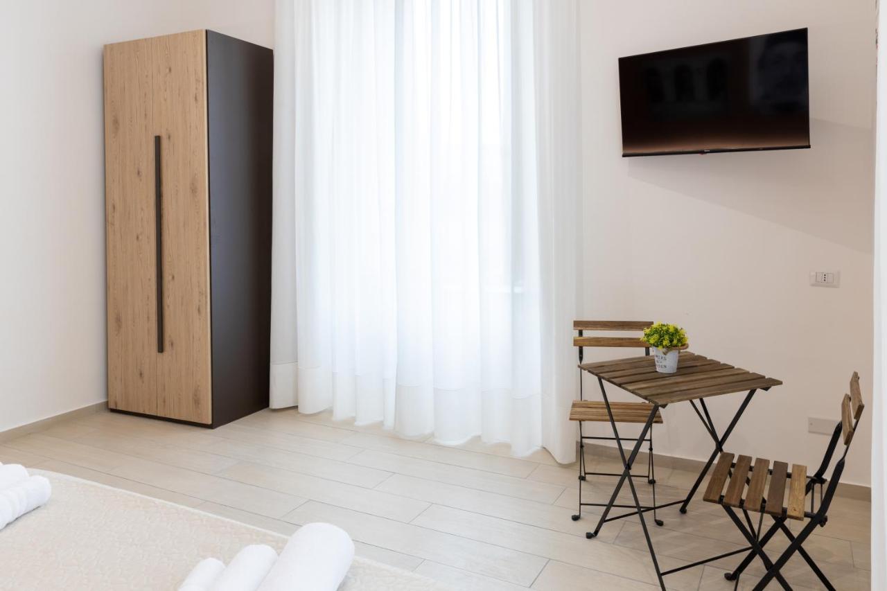 The Heart Guest House Napoli Ngoại thất bức ảnh