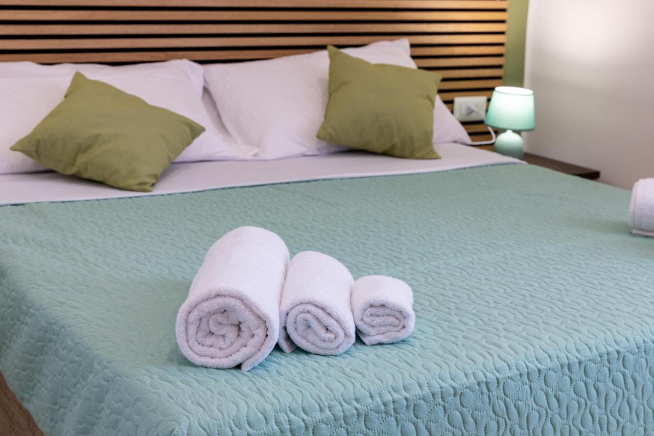 The Heart Guest House Napoli Ngoại thất bức ảnh
