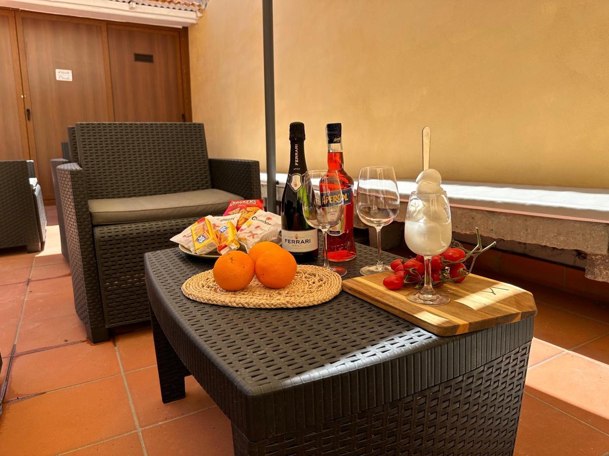 The Heart Guest House Napoli Ngoại thất bức ảnh