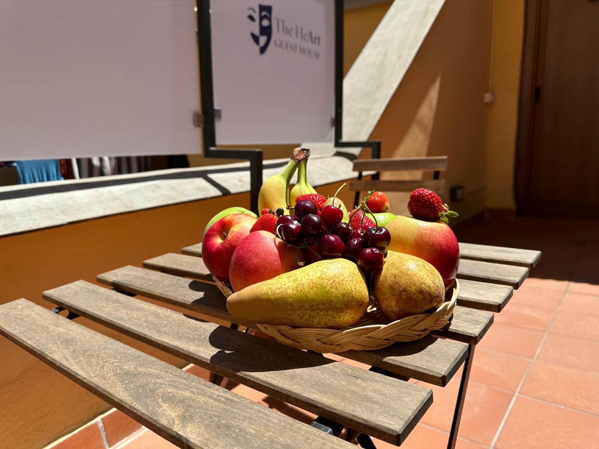 The Heart Guest House Napoli Ngoại thất bức ảnh
